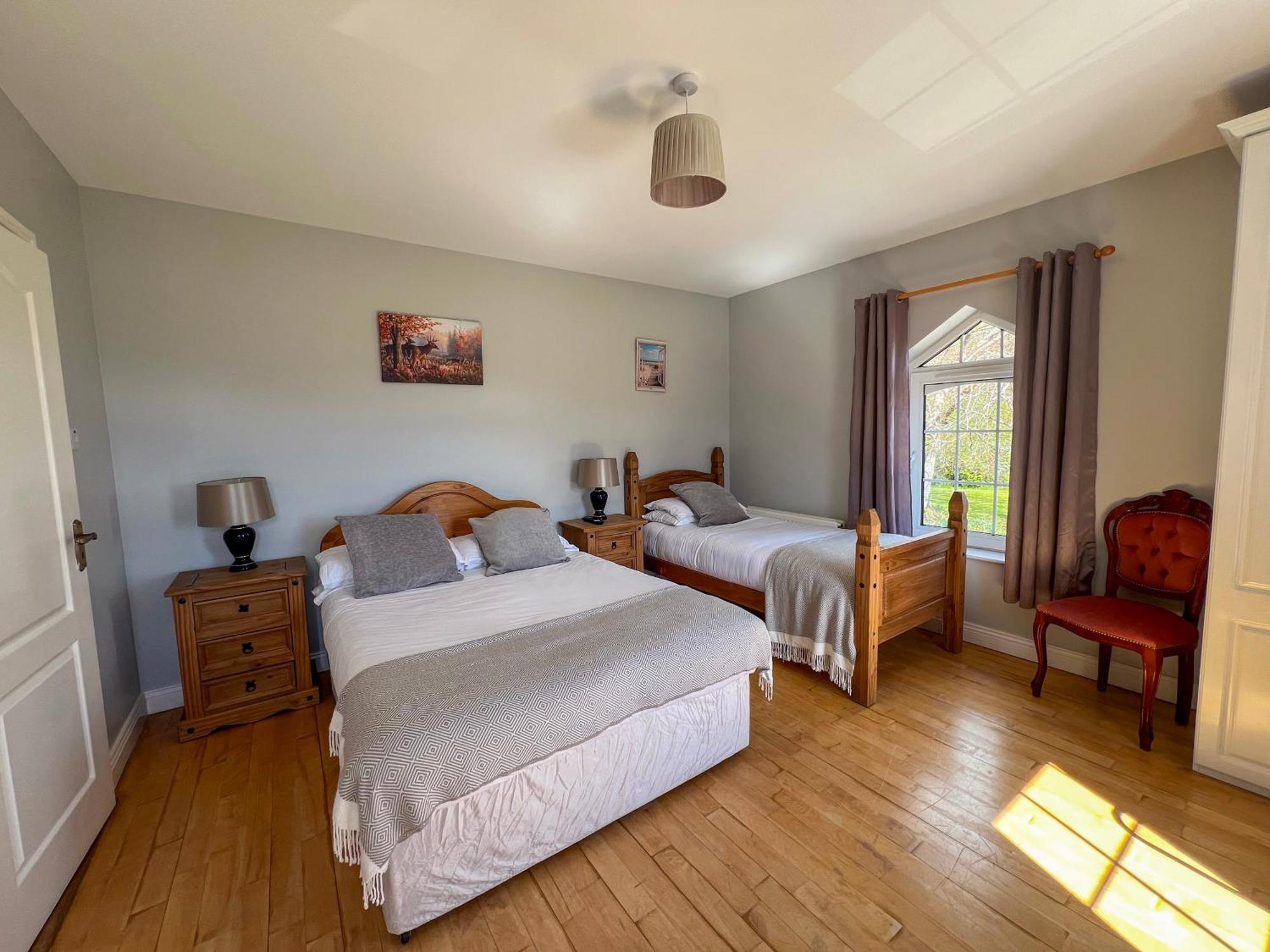 Woodville Lodge Guesthouse Cill Airne Exteriör bild
